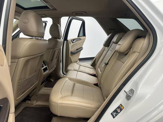 Photo of 2015 Polar White Mercedes-Benz M-Class