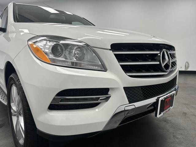 Photo of 2015 Polar White Mercedes-Benz M-Class