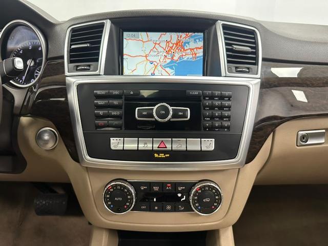 Photo of 2015 Polar White Mercedes-Benz M-Class