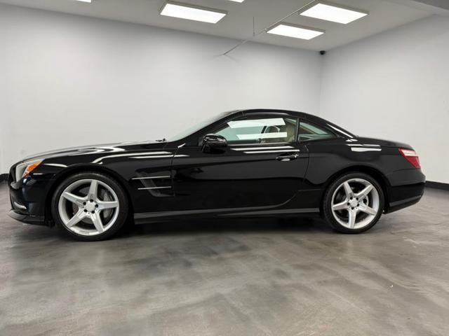 Photo of 2013 Black Mercedes-Benz SL-Class