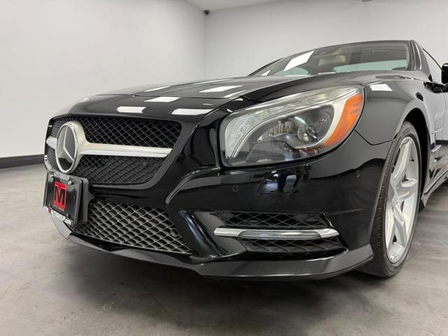 Photo of 2013 Black Mercedes-Benz SL-Class