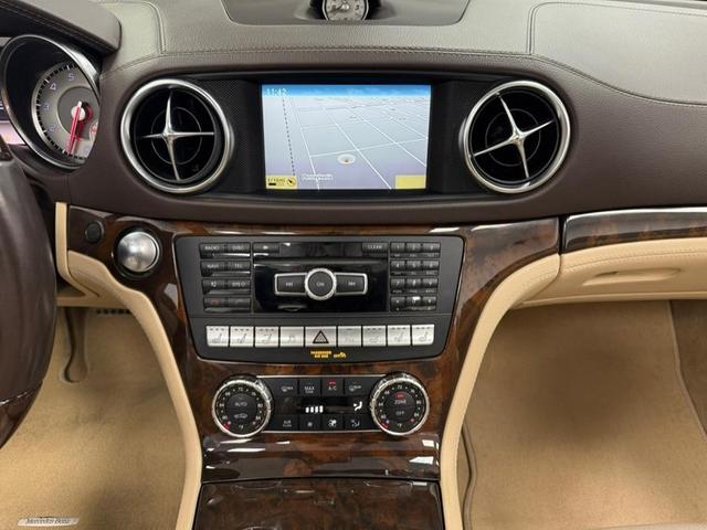 Photo of 2013 Black Mercedes-Benz SL-Class