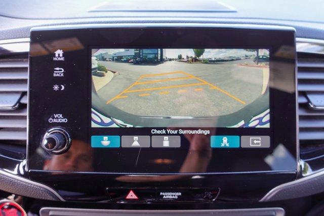 Photo of 2021 Gray Honda Passport