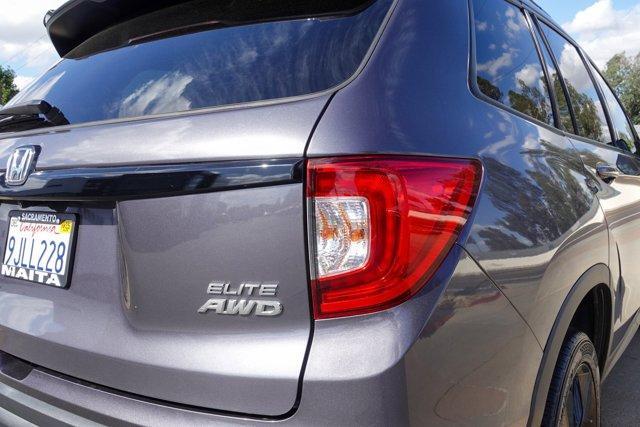 Photo of 2021 Gray Honda Passport
