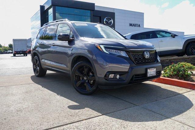 Photo of 2021 Gray Honda Passport