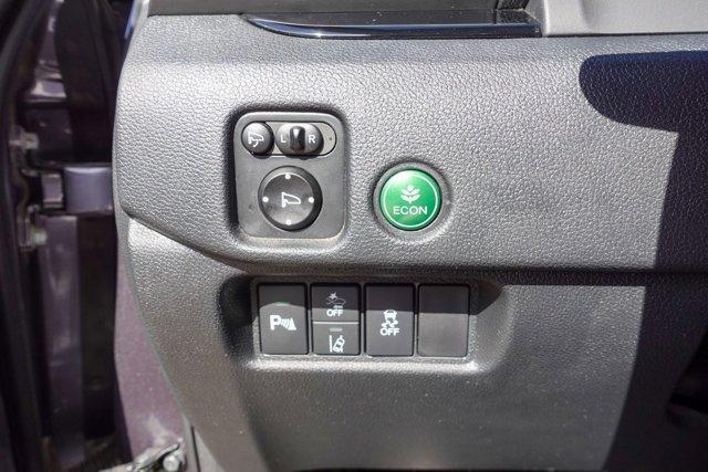 Photo of 2021 Gray Honda Passport