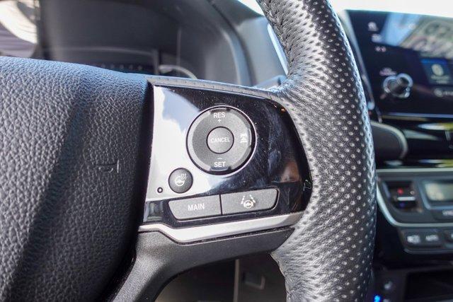 Photo of 2021 Gray Honda Passport