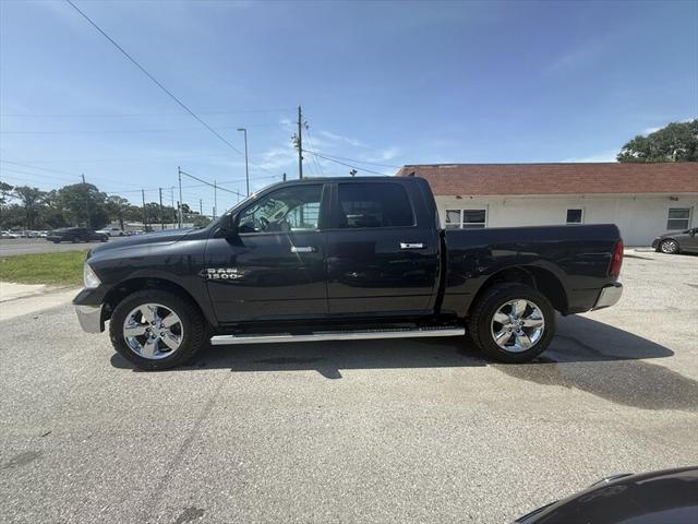 Photo of 2016 Granite Crystal Metallic Clearcoat RAM 1500