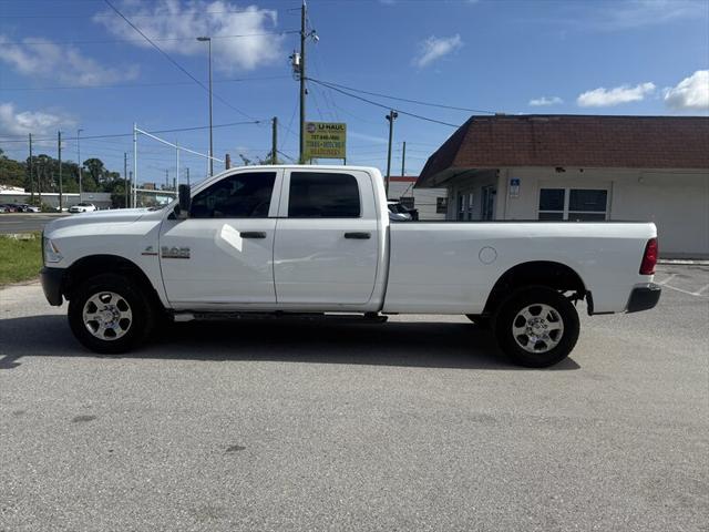 Photo of 2017 Bright White Clearcoat RAM 3500