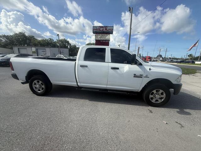 Photo of 2017 Bright White Clearcoat RAM 3500