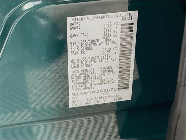 Photo of 2023 Obsidian Green Pearl Nissan Pathfinder