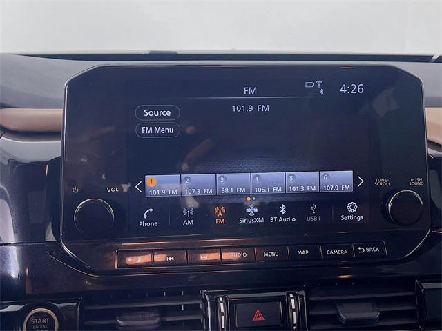Photo of 2023 Obsidian Green Pearl Nissan Pathfinder