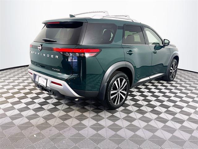 Photo of 2023 Obsidian Green Pearl Nissan Pathfinder