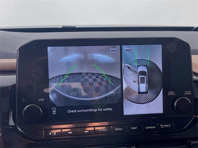 Photo of 2023 Obsidian Green Pearl Nissan Pathfinder