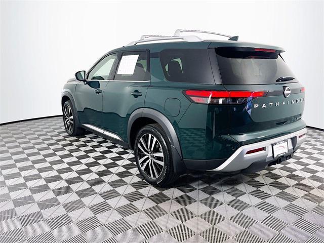 Photo of 2023 Obsidian Green Pearl Nissan Pathfinder