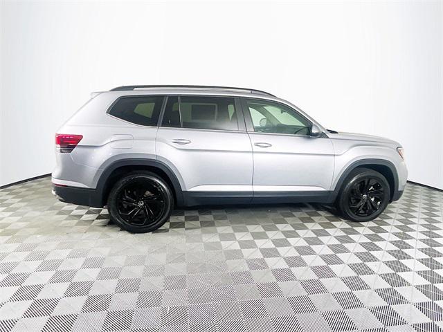 Photo of 2022 Pyrite Silver Metallic Volkswagen Atlas