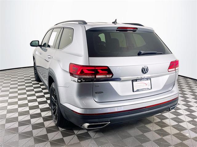 Photo of 2022 Pyrite Silver Metallic Volkswagen Atlas