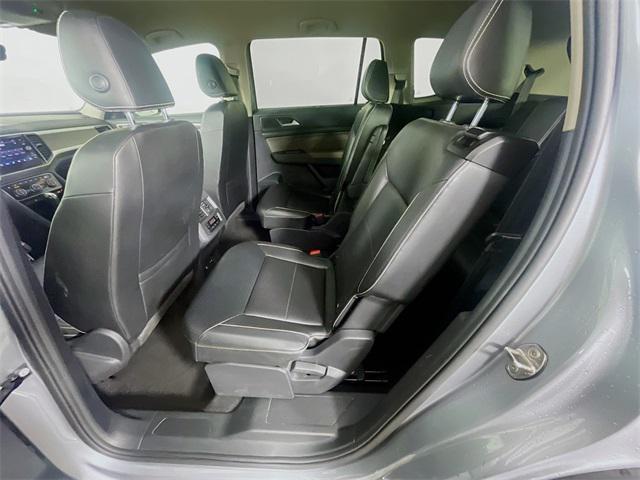 Photo of 2022 Pyrite Silver Metallic Volkswagen Atlas