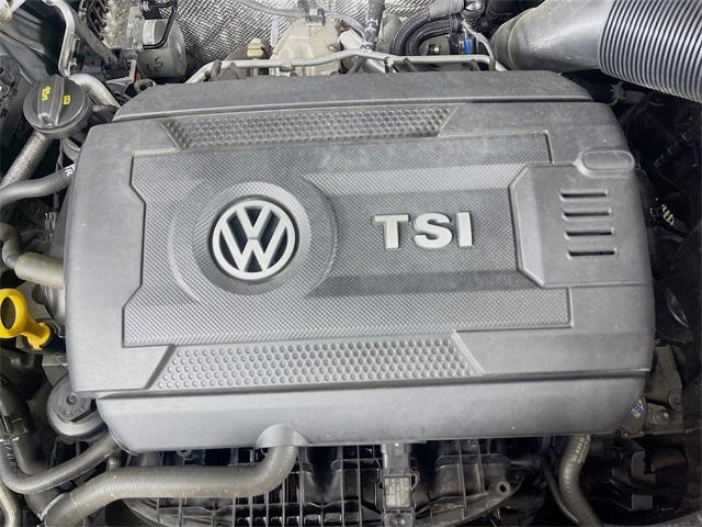 Photo of 2022 Pyrite Silver Metallic Volkswagen Atlas