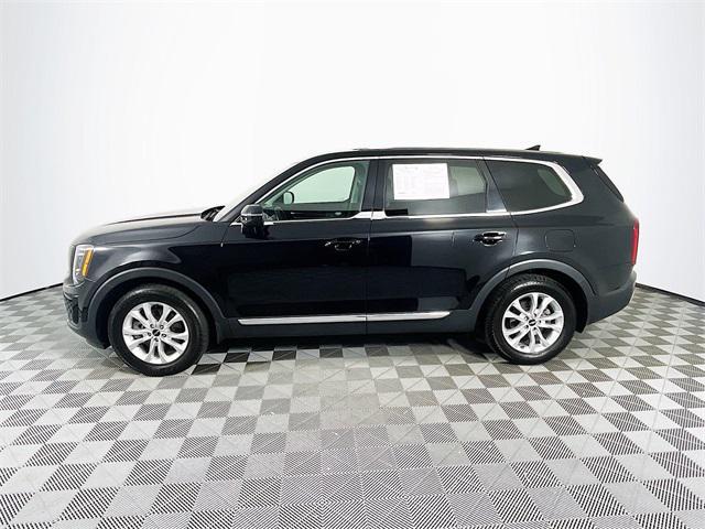Photo of 2022 Ebony Black Kia Telluride