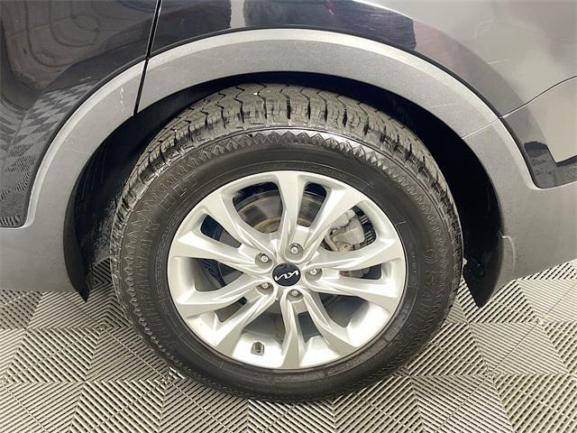 Photo of 2022 Ebony Black Kia Telluride