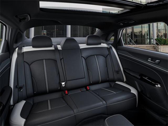 Photo of 2025 Pearl Kia K5