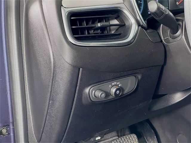 Photo of 2018 Storm Blue Metallic Chevrolet Equinox