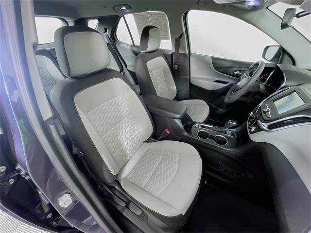 Photo of 2018 Storm Blue Metallic Chevrolet Equinox