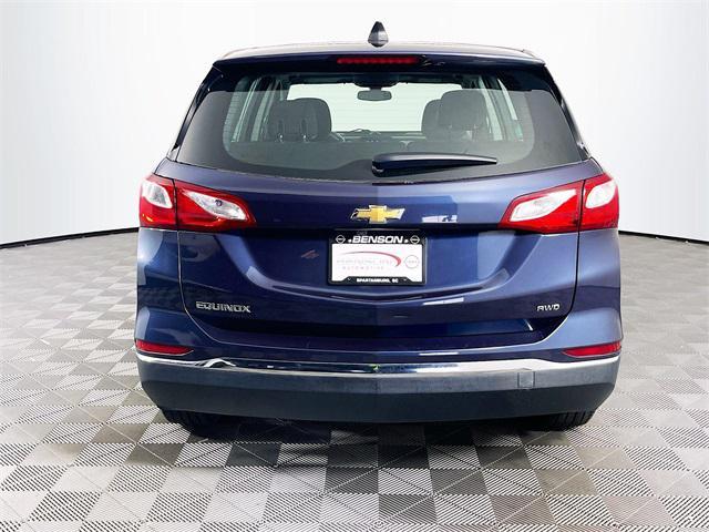 Photo of 2018 Storm Blue Metallic Chevrolet Equinox