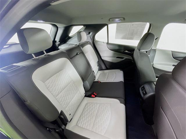Photo of 2018 Storm Blue Metallic Chevrolet Equinox