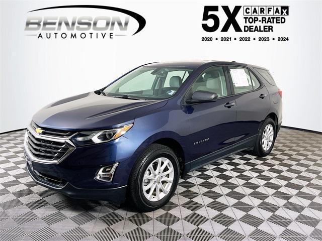Photo of 2018 Storm Blue Metallic Chevrolet Equinox