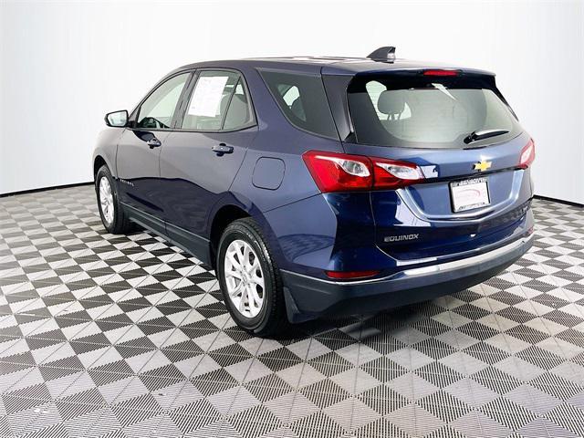 Photo of 2018 Storm Blue Metallic Chevrolet Equinox