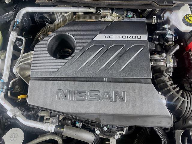 Photo of 2023 Super Black Nissan Rogue