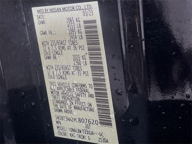Photo of 2023 Super Black Nissan Rogue