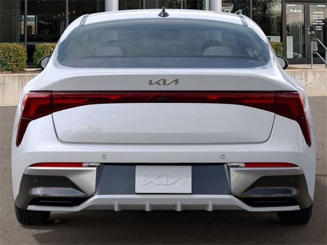 Photo of 2025 Pearl Kia K5