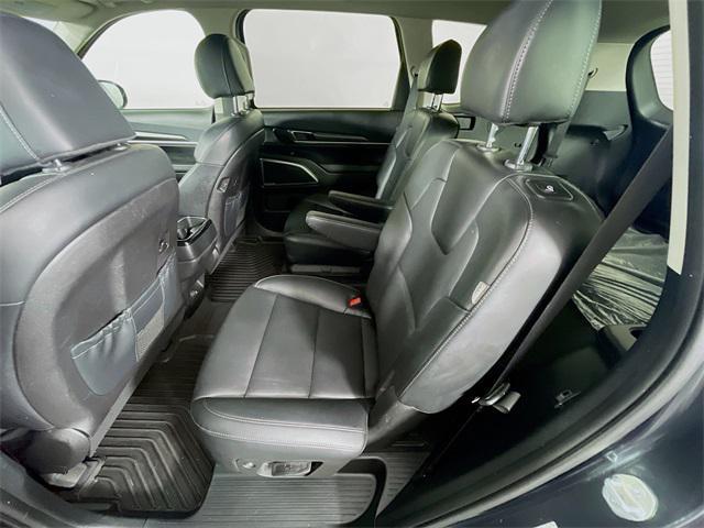 Photo of 2024 Gravity Gray Kia Telluride