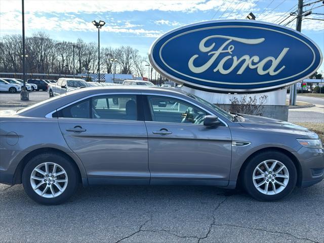 2013 Ford Taurus