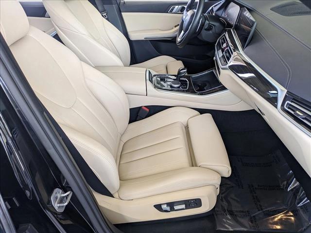 Photo of 2021 Jet Black BMW X5