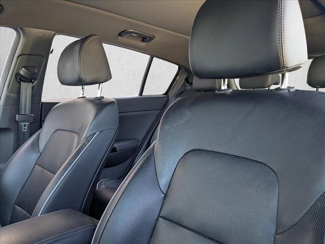 Photo of 2022 Black Cherry Kia Sportage