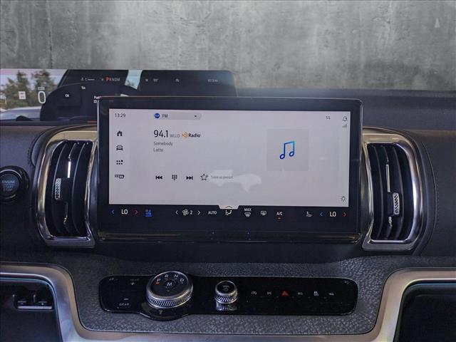 Photo of 2025 Agate Black Metallic Ford Expedition