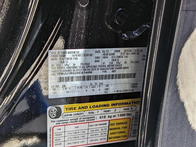 Photo of 2025 Agate Black Metallic Ford Expedition
