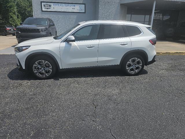2023 BMW X1