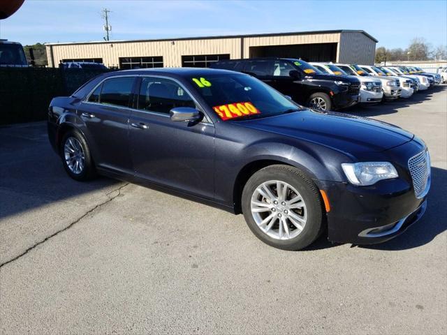 2016 Chrysler 300C