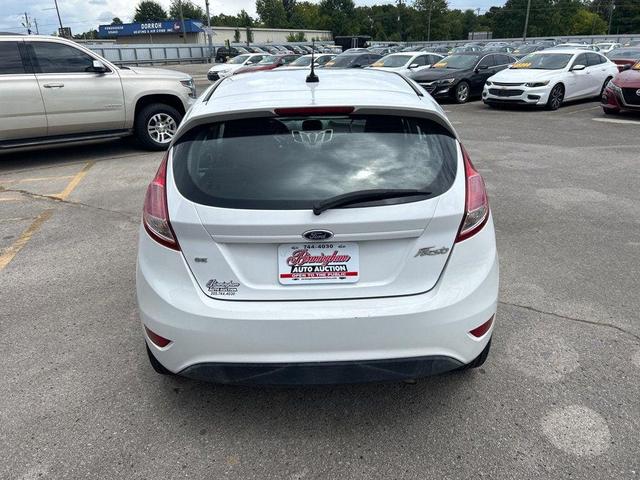 Photo of 2016 WHITE Ford Fiesta