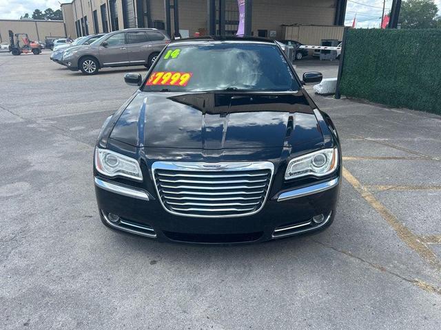 Photo of 2014 BLACK Chrysler 300C