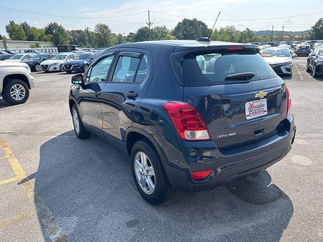 Photo of 2018 GREY Chevrolet Trax