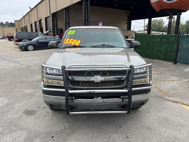 Photo of 2003 SILVER Chevrolet Silverado 1500