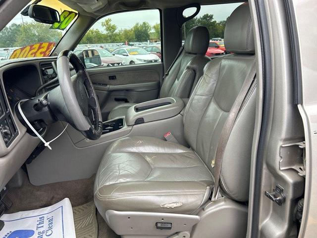 Photo of 2003 SILVER Chevrolet Silverado 1500