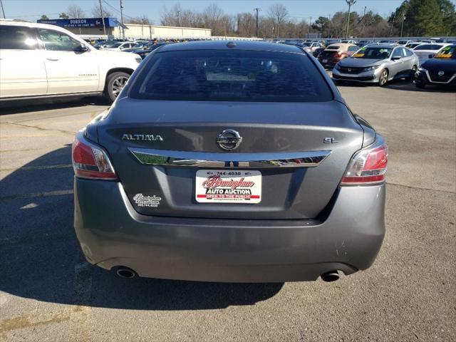 Photo of 2015 GREY Nissan Altima