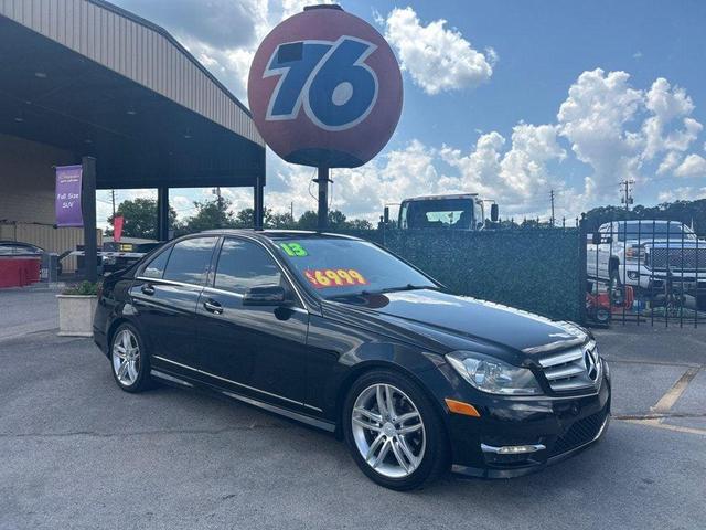 Photo of 2013 BLACK Mercedes-Benz C-Class